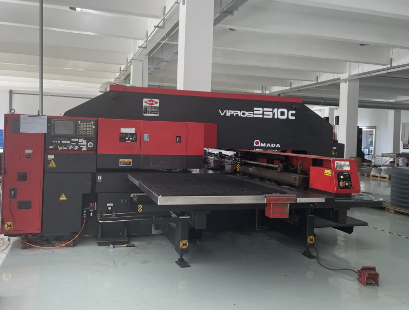 Equipamento de produ&ccedil;&atilde;o FFU Puncionadeira CNC.png